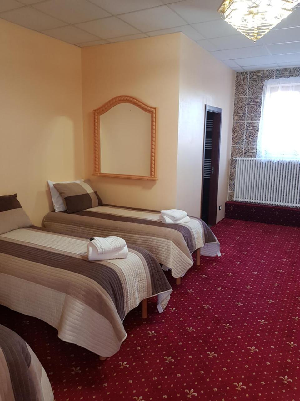 Apartmán Liberty Junior Făgăraş Exteriér fotografie