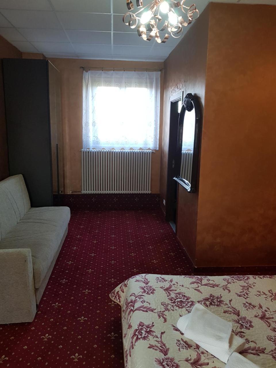 Apartmán Liberty Junior Făgăraş Exteriér fotografie